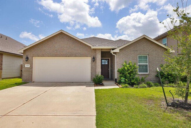 Building Photo - 2127 Cherryvale Dr