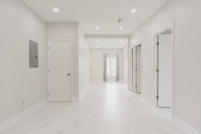 Foto del edificio - 596 34th St