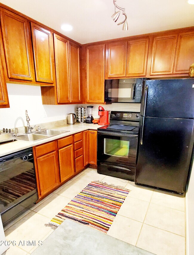Foto del edificio - 4354 N 82nd St