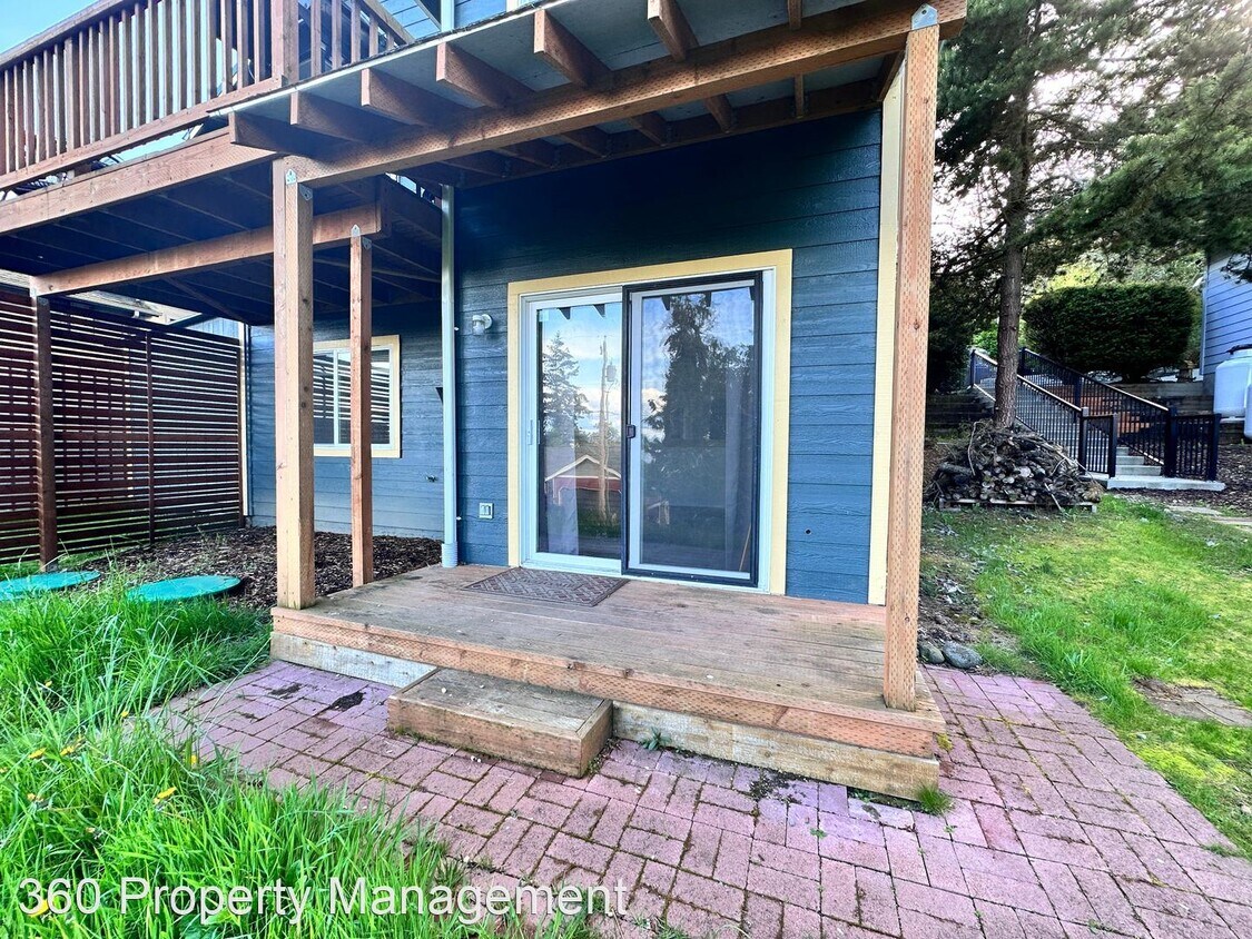 3743 Sand Cherry Ln, Langley, WA 98260 House Rental in Langley, WA