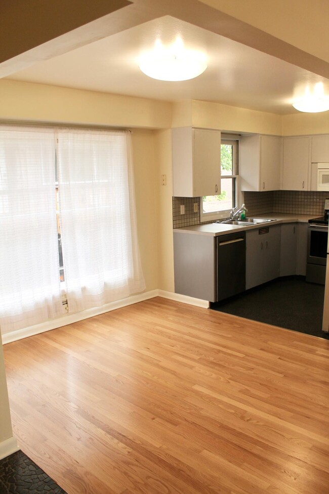 Foto del edificio - 2757 NW Quimby St