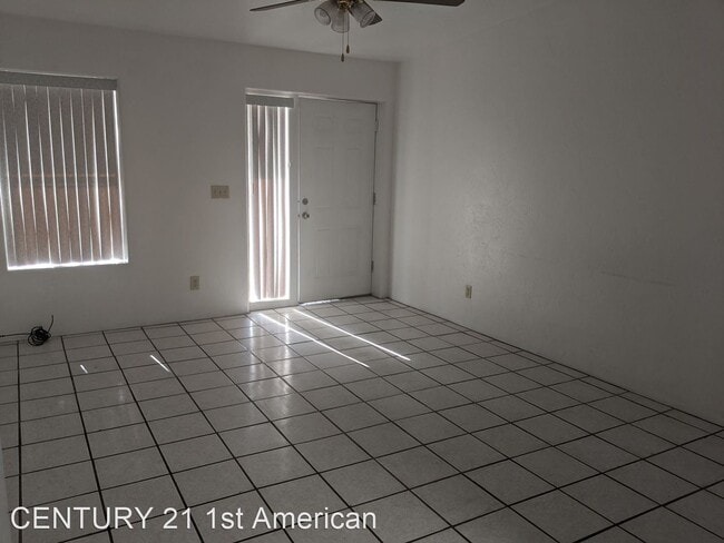 Building Photo - 2 br, 2 bath House - 2319 N Sonoita Ave #1101
