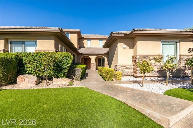 Foto del edificio - Elegant Anthem Country Club Residence with Spa, Balcony & 3-Car Garage