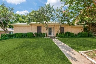 Building Photo - 618 Torrance Dr