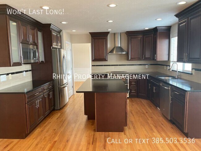 Foto del edificio - 10329 Ashley Mesa Ln