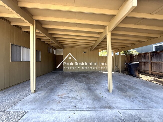 Foto del edificio - Mid-Century Modern 3bd/2ba Near Madison & ...