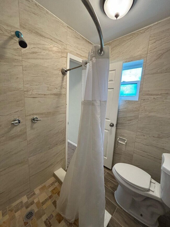 Foto del edificio - 2014 Pineway Dr