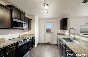 Foto del edificio - 7322 Bowdre