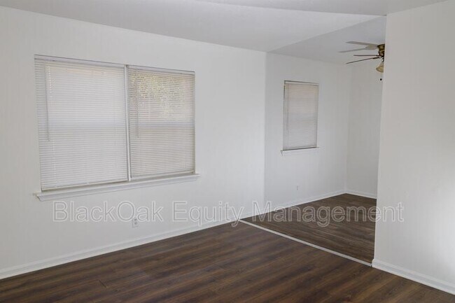 Building Photo - 4124 Foreman Ln