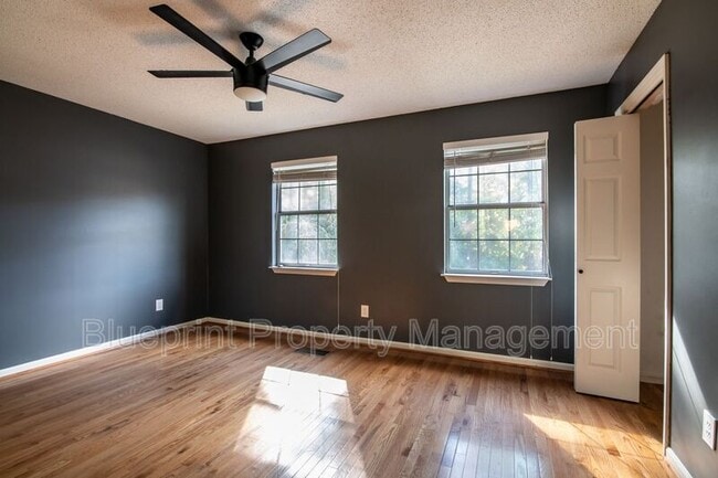 Building Photo - 118 Ridge Park Dr