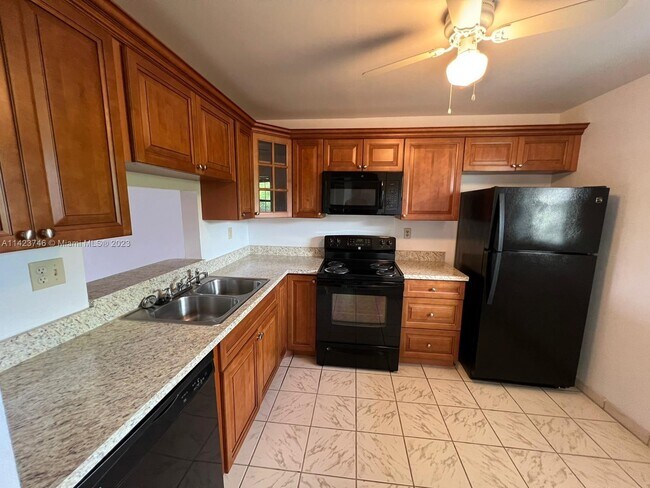 Foto del edificio - 1800 N Lauderdale Ave