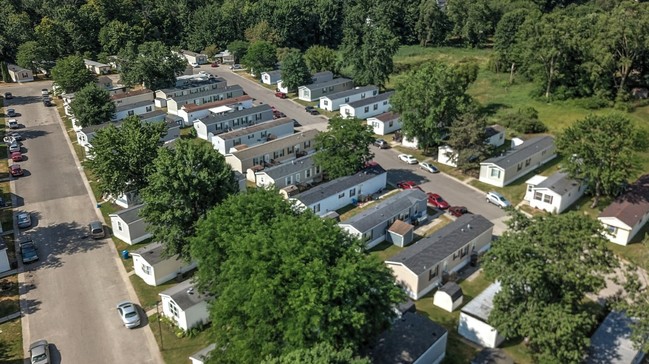 Building Photo - Byron Center Mobile Village