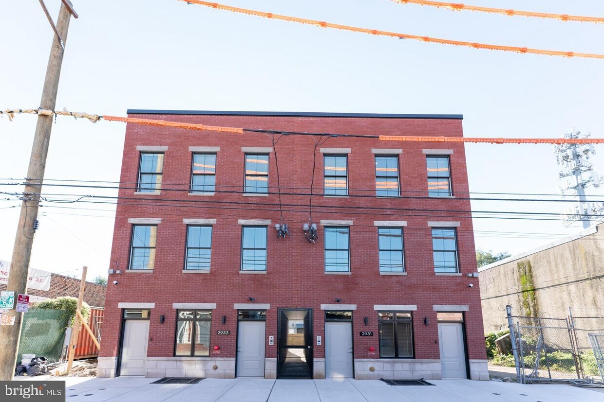 Foto principal - 2933 Salmon St