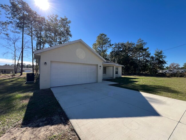 Foto del edificio - BEAUTIFUL 3 BD/2BA Home in Ocklawaha!!