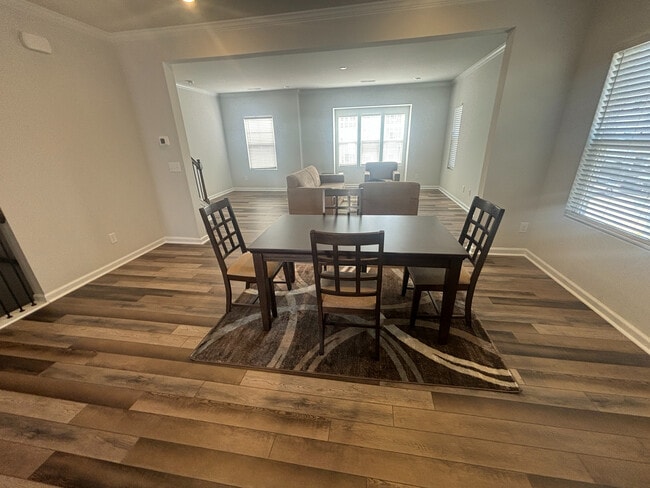 Foto del edificio - Room in Townhome on Carolina Spgs Blvd