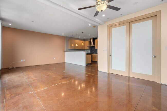 Foto del edificio - 36 A St