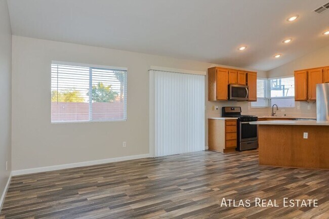 Foto del edificio - 6044 Pele St