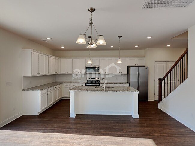 Building Photo - 4009 Birchfield Pl