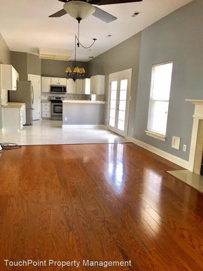 Building Photo - 4 br, 2.5 bath House - 4710 Lone Tree Court