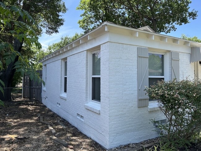 Building Photo - 6318 Belgrade Ave
