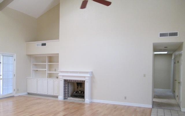 Foto del edificio - 4512 Shady Willow Dr