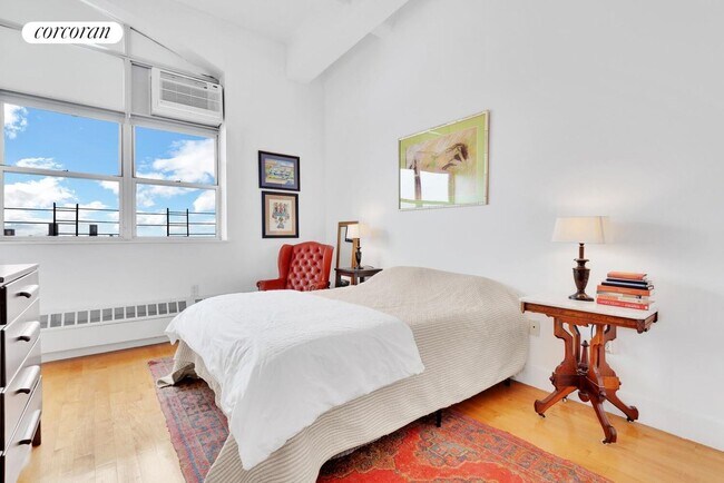 Foto del edificio - 970 Kent Ave
