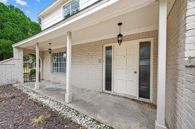 Building Photo - 5414 Spanish Oak Dr