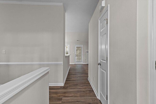 Building Photo - Burbage Grant 4 bedrooms- Ready Now!