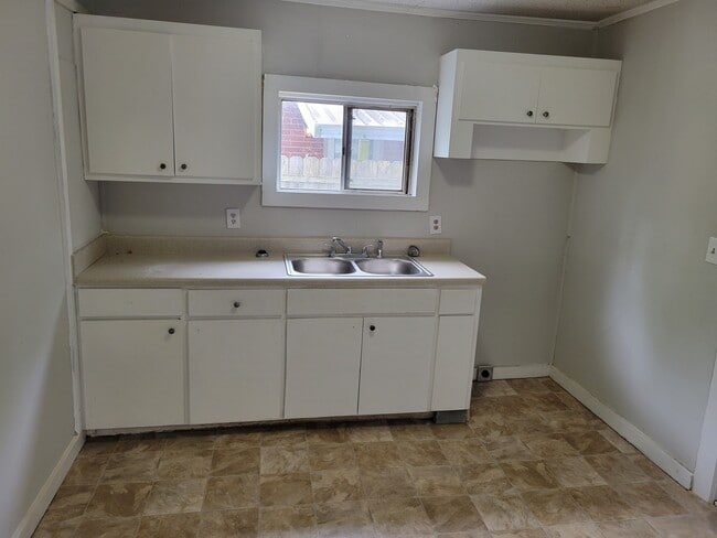 Foto del edificio - 1637 Hester St