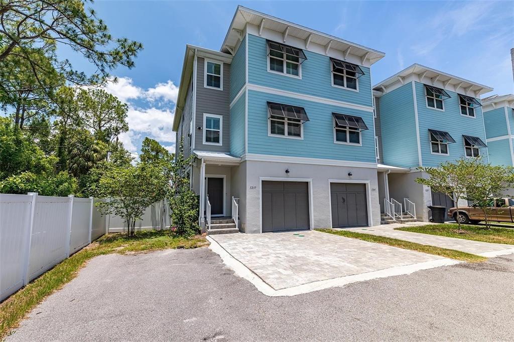 Foto principal - 1237 Savona Dr