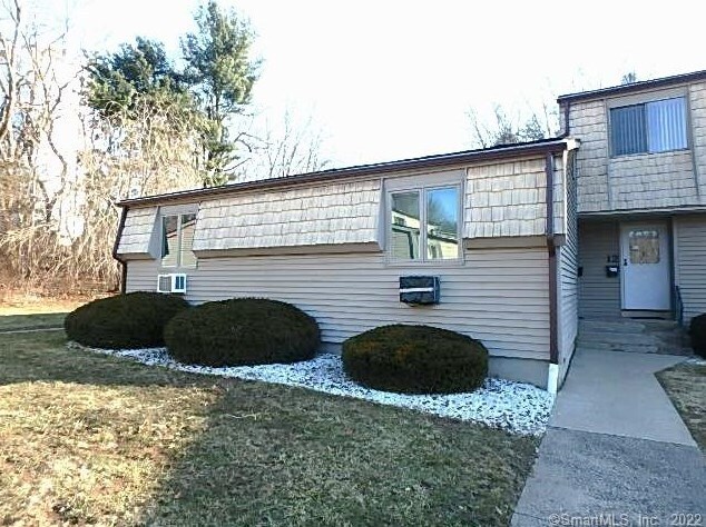 Primary Photo - 14 Locust Cir
