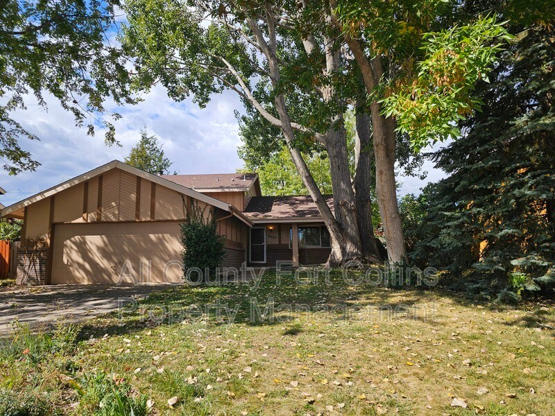 Foto principal - 2625 Adobe Dr