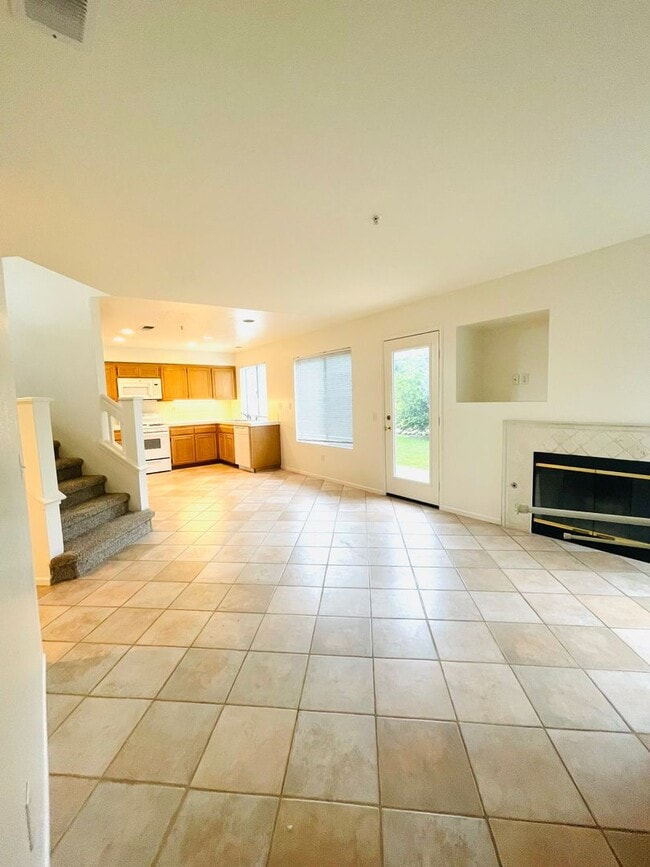 Building Photo - Heart of Ventura Living: Elegant Two-Story...