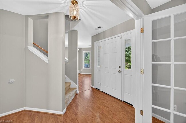 Building Photo - 4018 Berkshire Ct