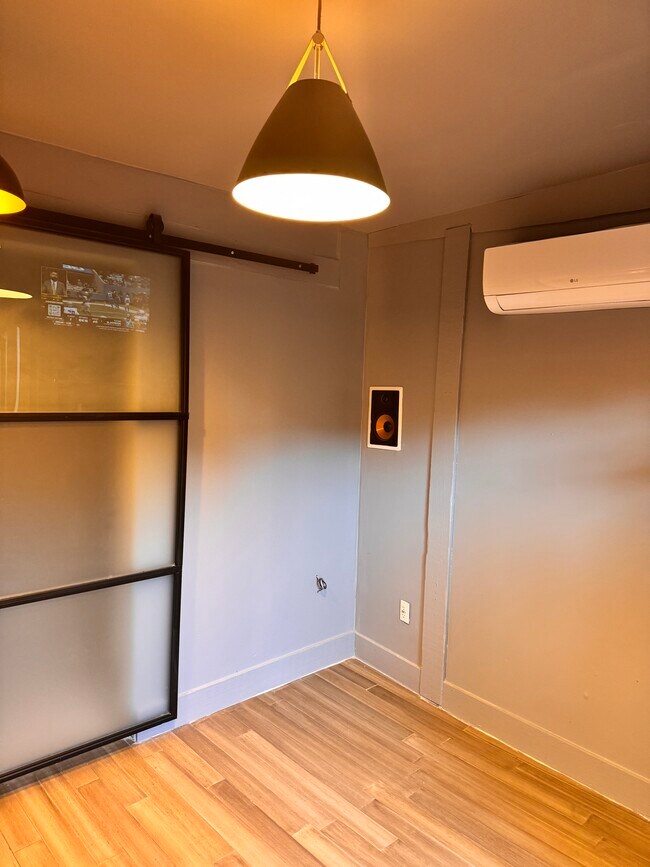 Foto del edificio - 1011 Michigan Ave NW