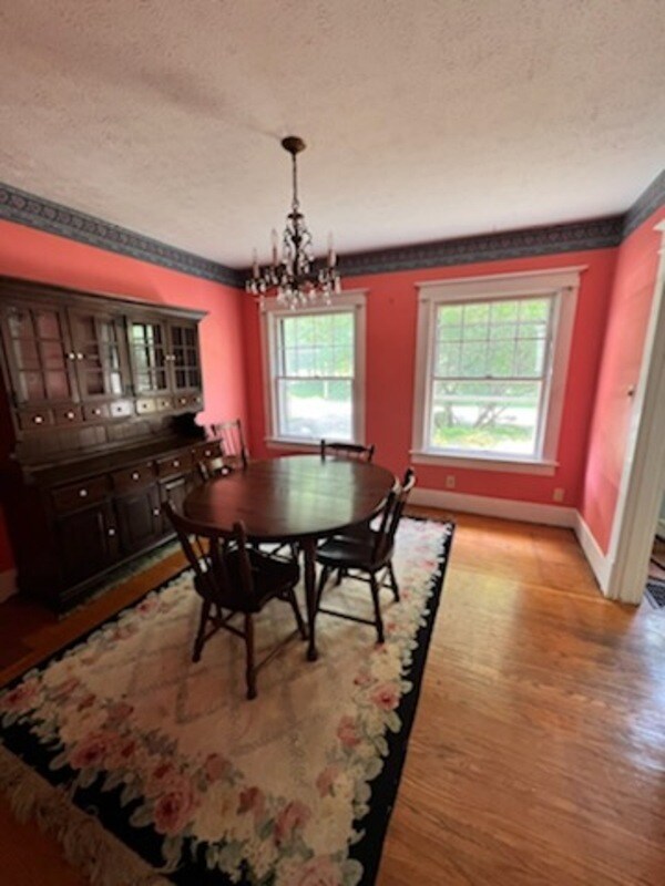 Building Photo - 2813 Grinstead Dr