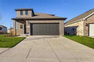 Building Photo - 510 Clover Crk Dr