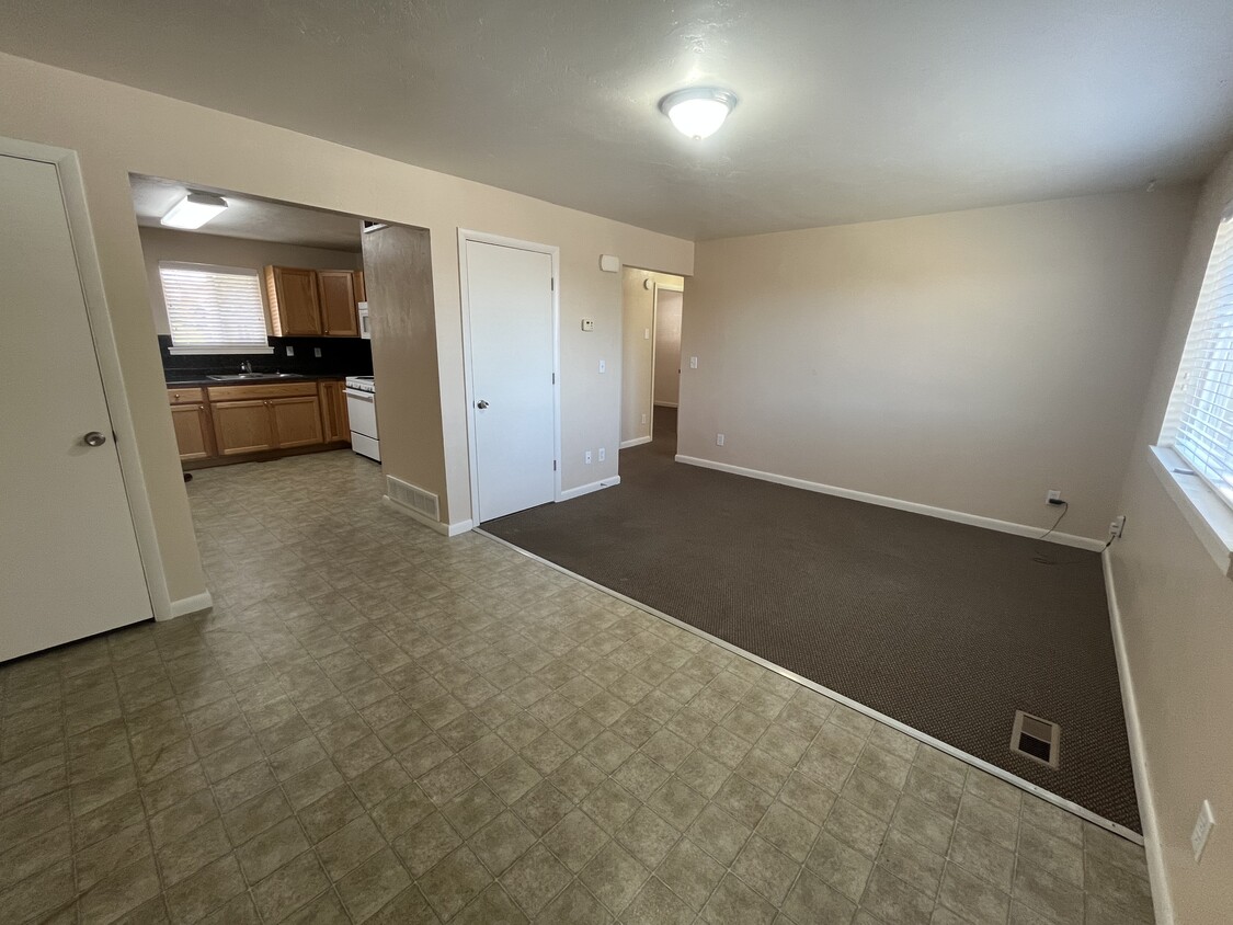 Living Room - 2173 S State St