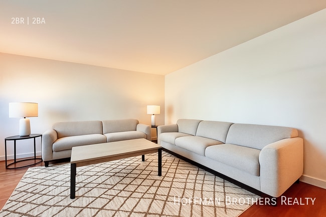 Foto del edificio - 10655 Wilshire Blvd