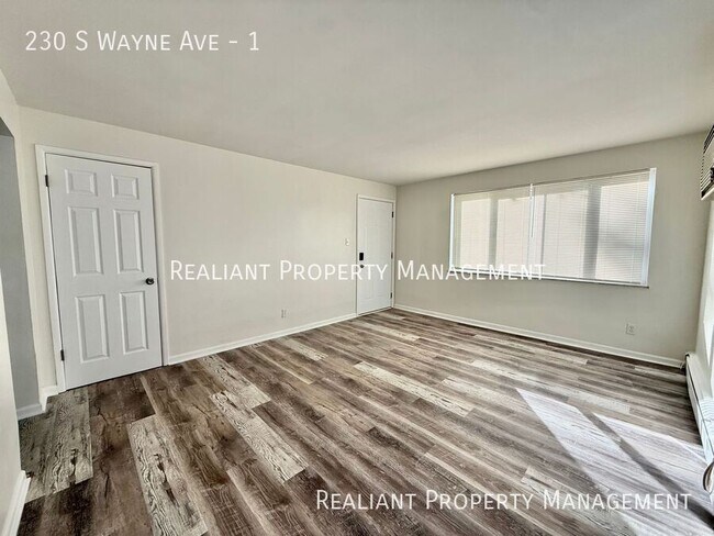 Foto del edificio - 230 S Wayne Ave