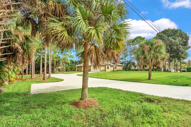 Building Photo - 15096 76th Trail N