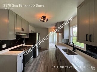 Building Photo - 2170 San Fernando Dr