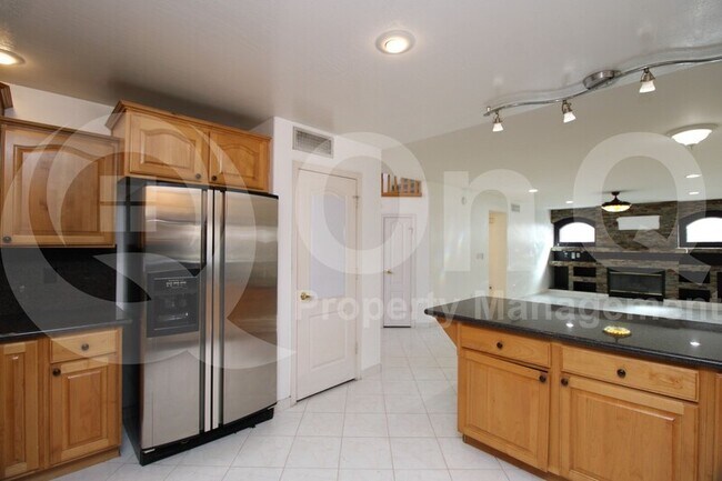 Building Photo - 17022 N 45th St