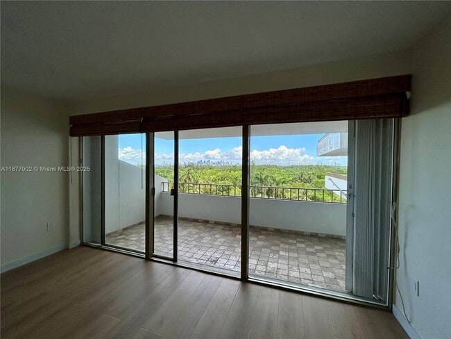 Foto del edificio - 155 Ocean Ln Dr