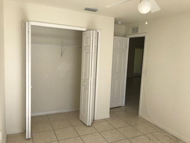 Foto del edificio - 601 SE 5th St