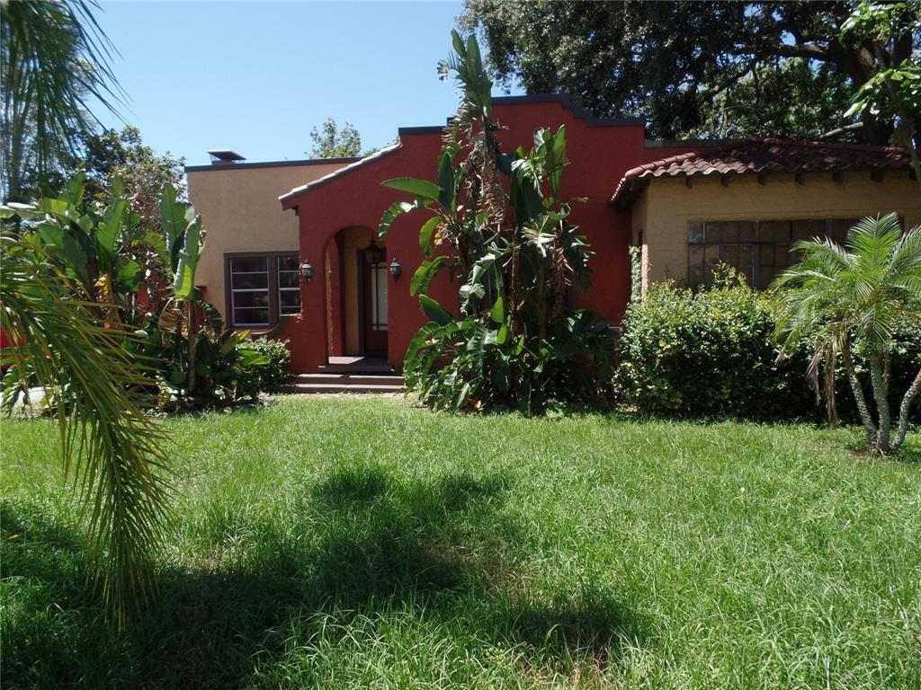 Foto principal - 842 Ave F NE