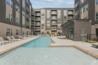Building Photo - Logic at White Oak