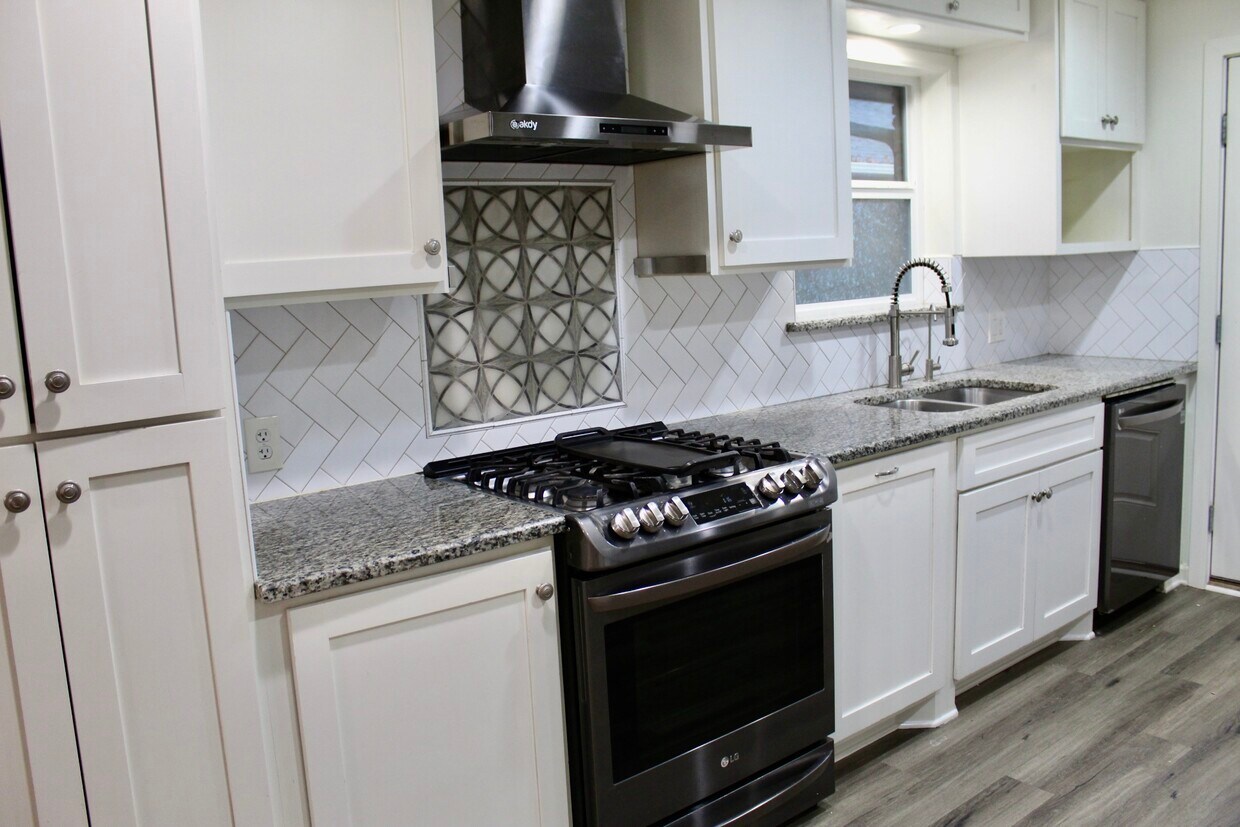 Photo - 10020 Losa Dr (Dallas, TX)