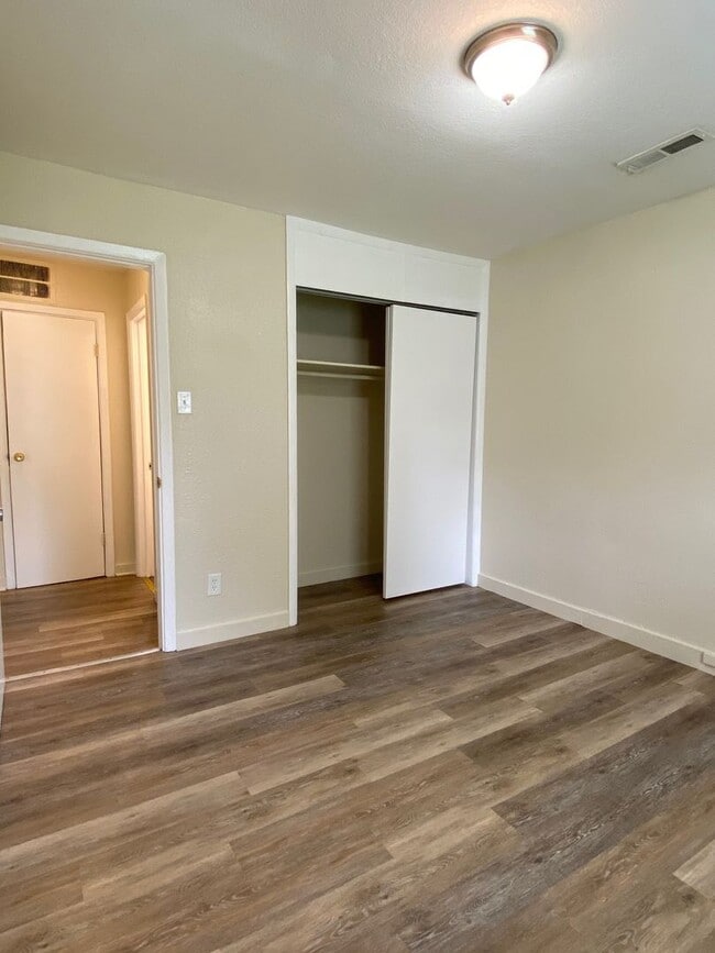 Foto del edificio - 3434 SW Brendan Ave