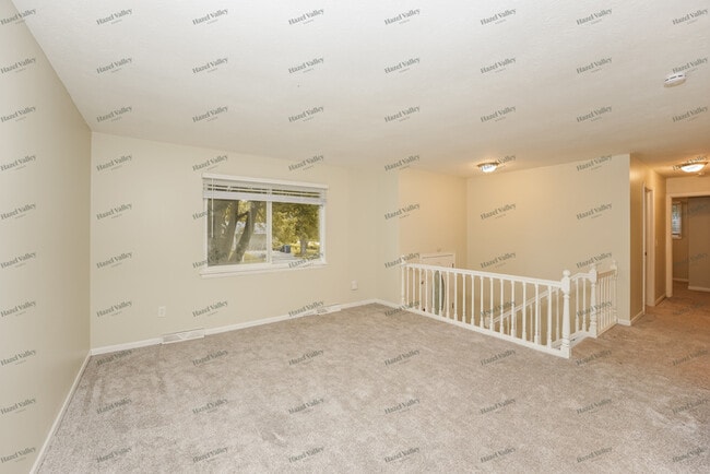 Building Photo - 982 Howell St